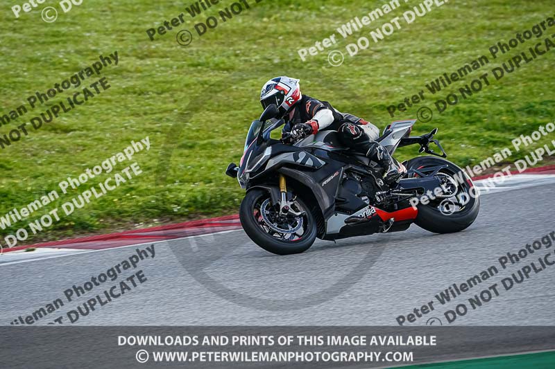 motorbikes;no limits;peter wileman photography;portimao;portugal;trackday digital images